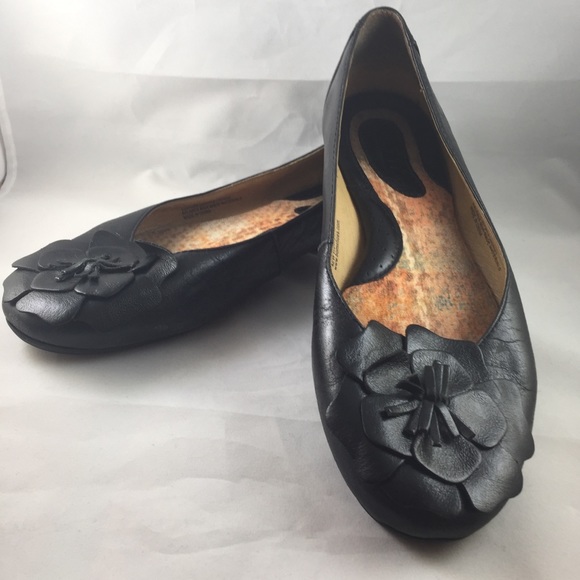 Born Shoes - Born Flower black leather flats size 8 1/2